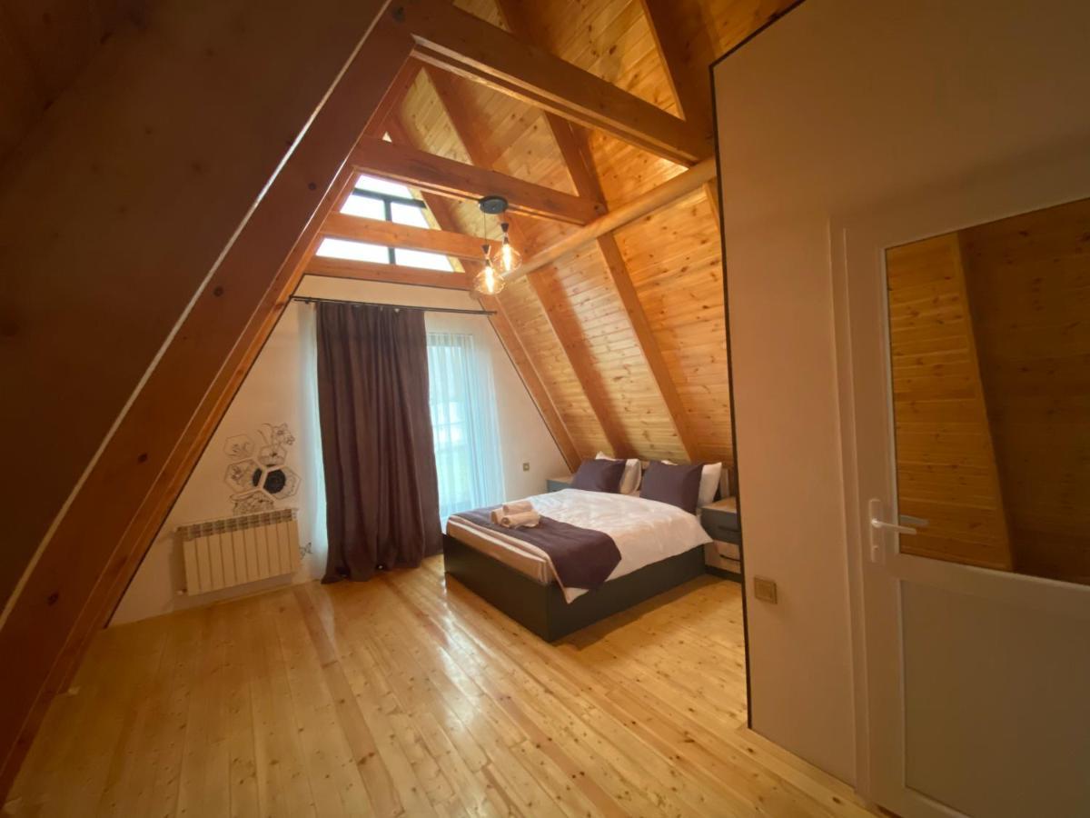 Вилла Qafqaz Family Chalet Габала Экстерьер фото