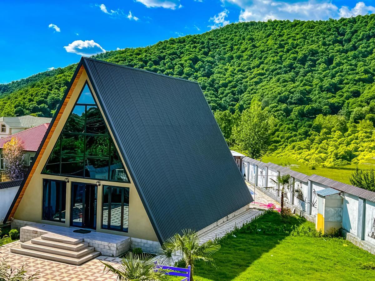 Вилла Qafqaz Family Chalet Габала Экстерьер фото