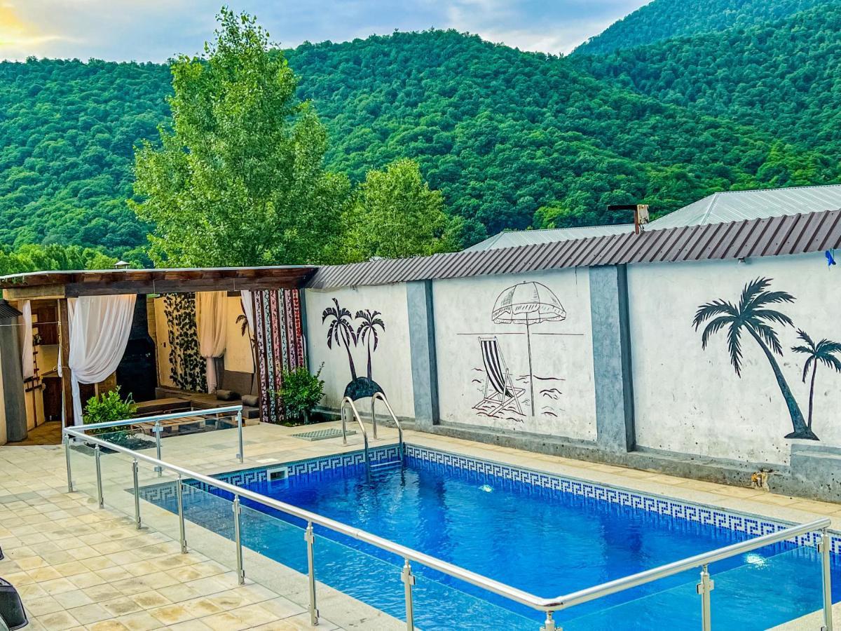 Вилла Qafqaz Family Chalet Габала Экстерьер фото